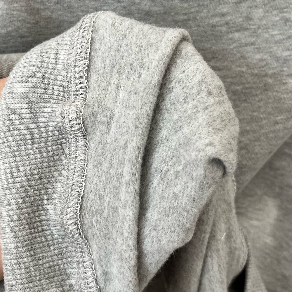 Electric & Rose Ronan Raglan Sweatshirt - Picture 6 of 8